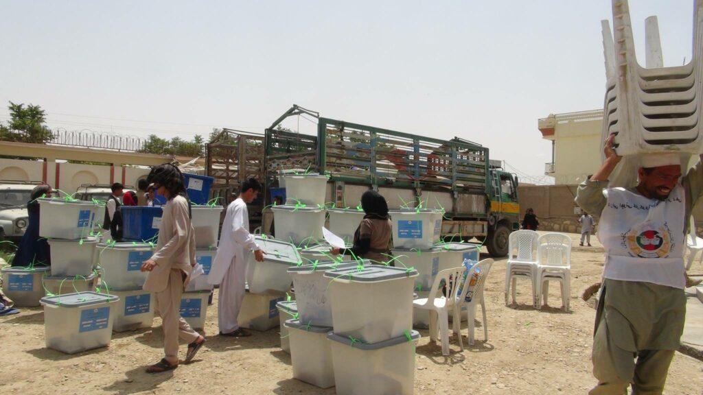 نور: حدود نیمی از آرای کابل جمع آوری و به کمیسیون انتخابات انتقال داده شده است