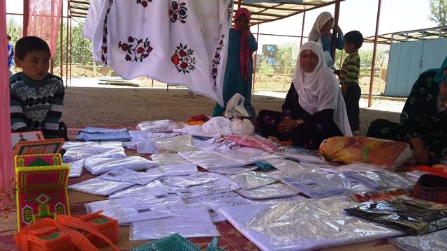 Bamyan handicrafts need market