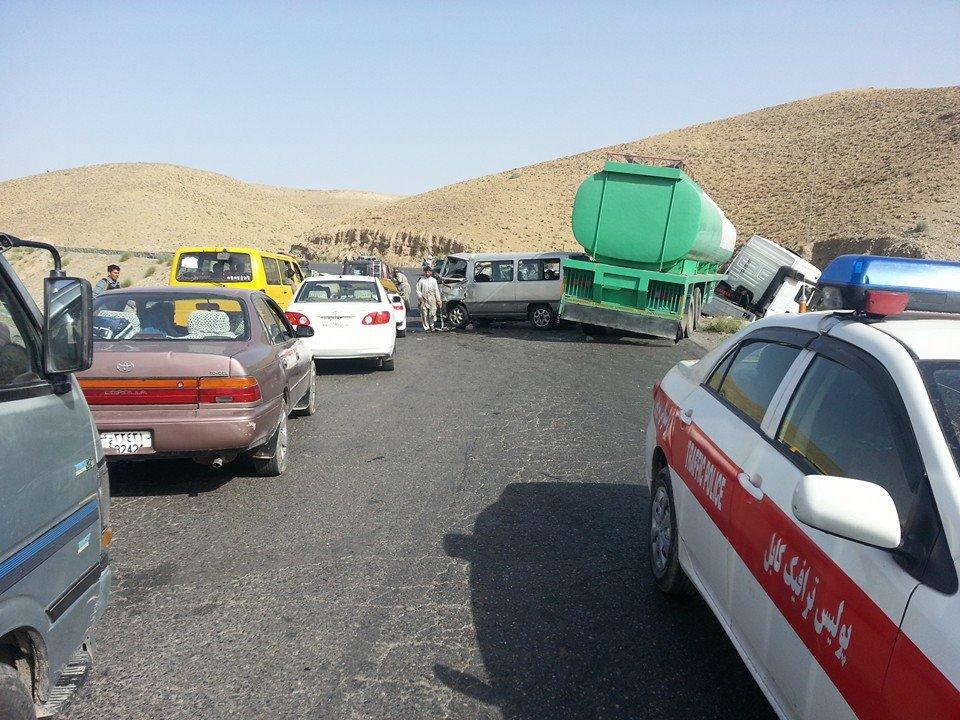 Girl dead, 8 hurt in collision on Kabul-Jalalabad highway