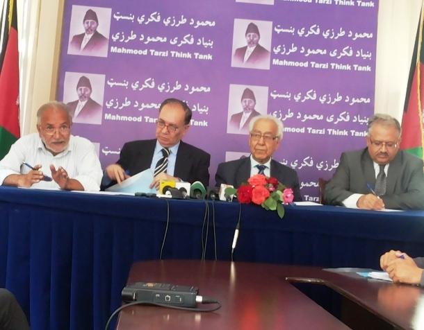 “حکومت وحدت ملى، بهانه اى براى به دست آوردن امتيازات است”