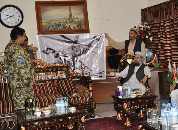 ننګرهار ته جنګي او اکمالاتي چورلکې ورکړل شوې