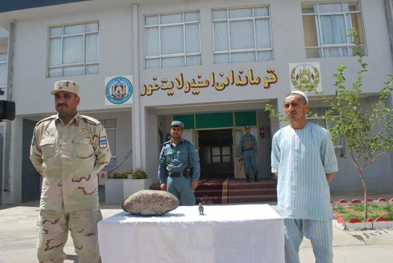 Man arrested for smuggling artifacts