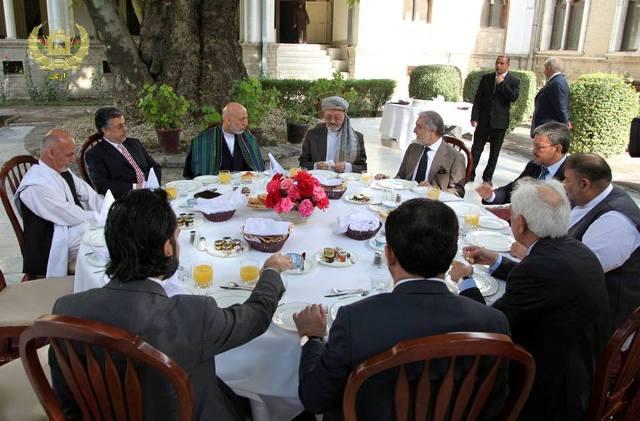 ملاقات حامد کرزی با دو نامزد، کابل