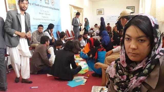 Hundreds return to drug use in Bamyan
