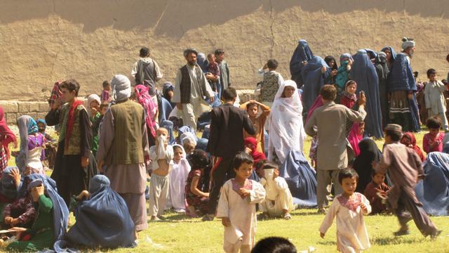 Thousands displaced as Taliban advance in Faryab