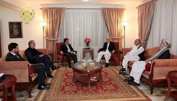 Karzai appeals for end to Ghani-Abdullah dispute