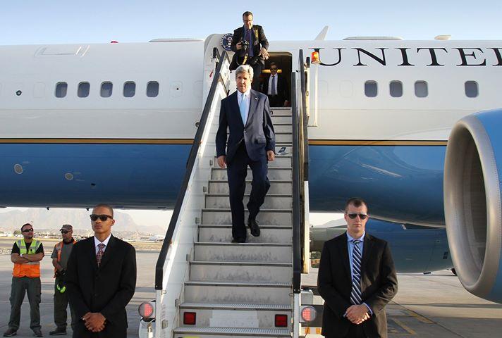 Kerry arrives in Kabul to reiterate support for unity govt