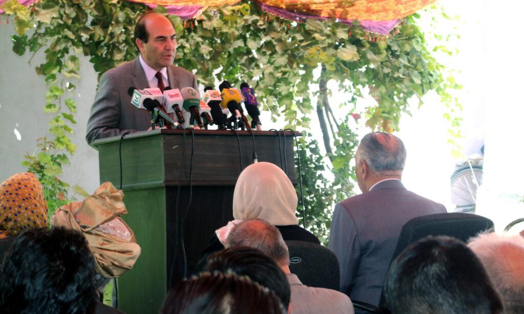 “توافقات سياسى دو نامزد، در روشنى قانون اساسى صورت گيرد”