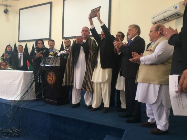 Ahmadzai gets winner certificate from IEC