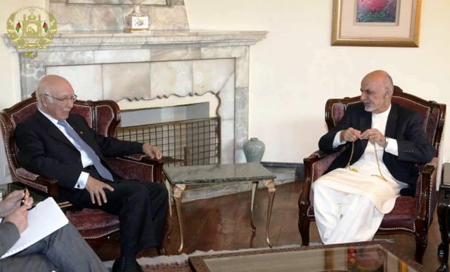 Ghani, Aziz confer on reconciliation drive