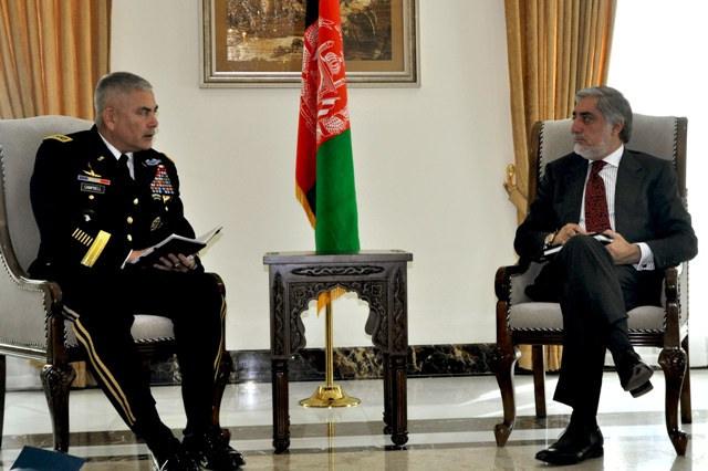 Abdullah meets commander of U.S. and coalition forces