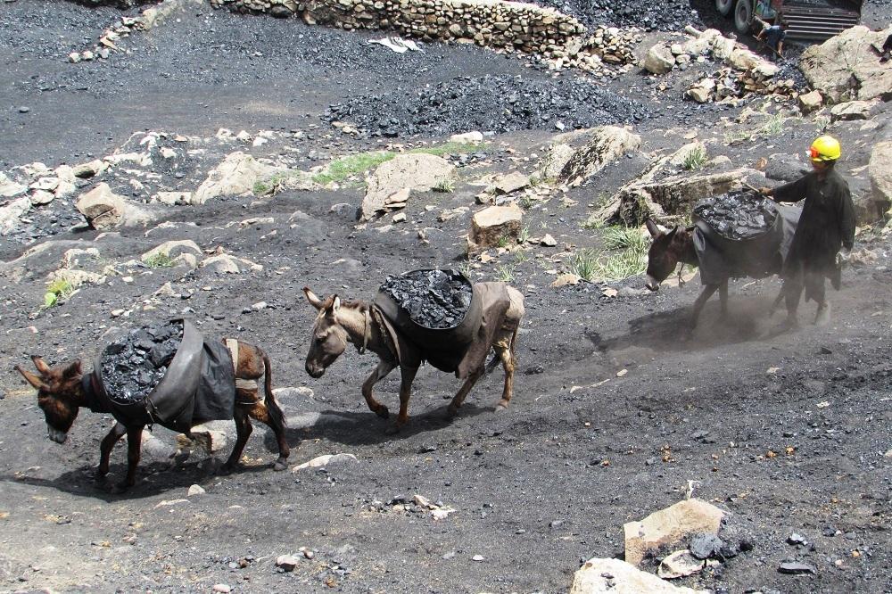 HIA fighters in control of 2 Baghlan coalmines