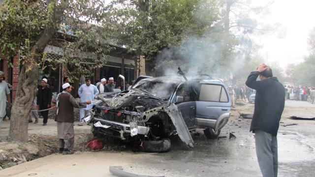 Kunduz revenue advisor wounded in blast