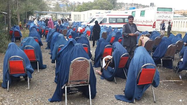 خوست کې د ښځو لپاره دوه کلن روزنيز روغتيايي پروګرام پيلېږي