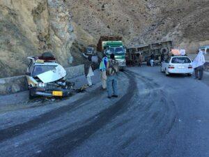 2 killed, 19 hurt in collision on Kabul-Jalalabad highway