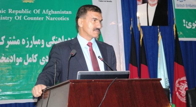 “بيشترين درآمد موادمخدر در اختيار مخالفان مسلح قرار ميگيرد”