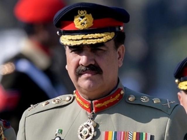 Pakistan Army chief inquires after wounded ANA soldier