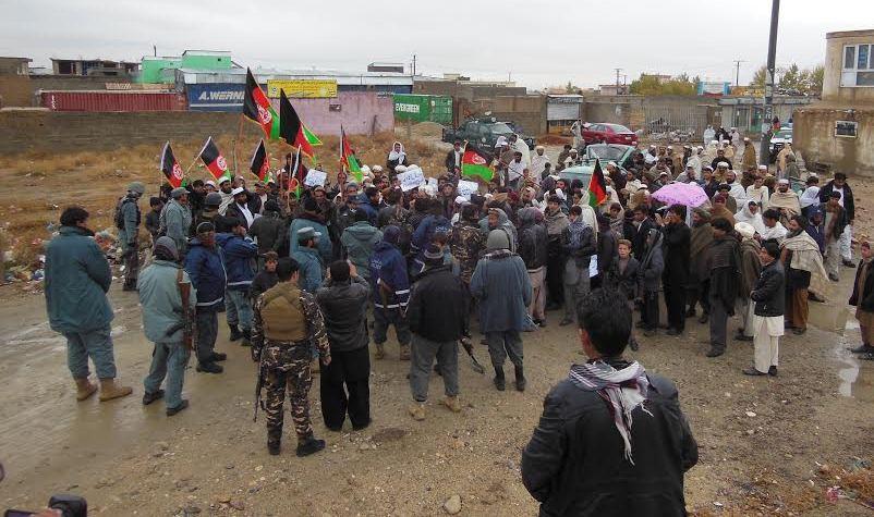 د غزني د والي پر ضد لاريون وشو