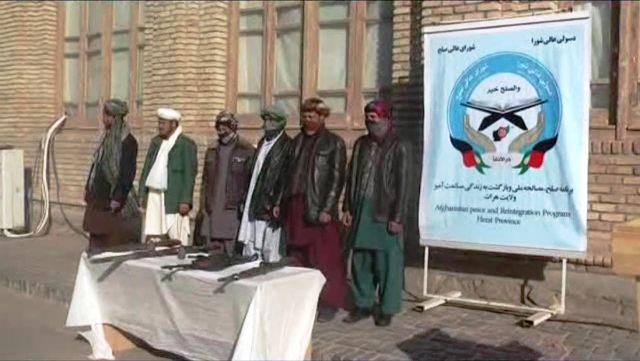 Rebel group reconciles; bomber held in Balkh