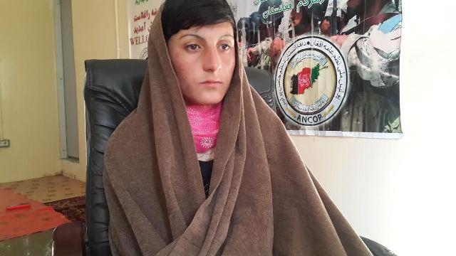 Would-be girl suicide bomber surrenders