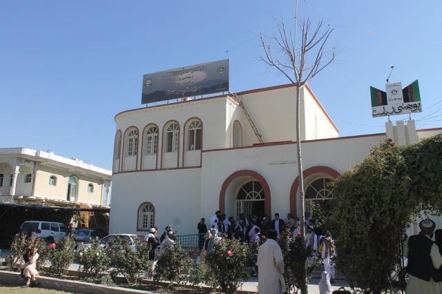 د سوېلي زون د دولسمو ټولګيو لسګونه فارغين کابل ته د نيمه لوړو زده کړو لپاره لېږل کېږي