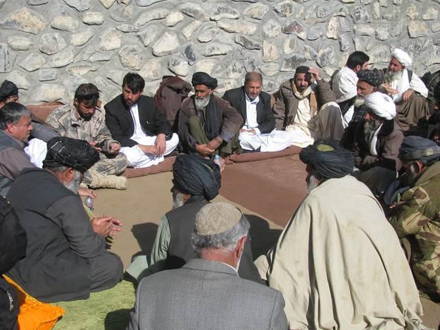 Kandahar police colliding with robbers: Residents