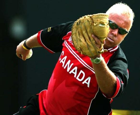 سومين مربى خارجى براى تيم کرکت توظيف شد