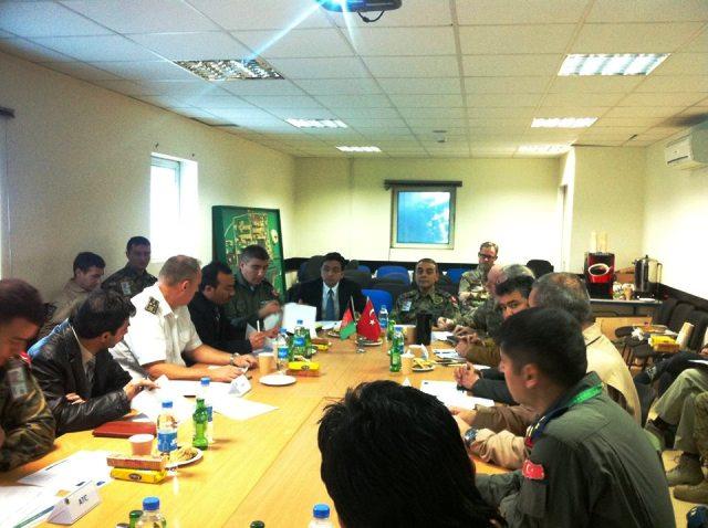 کنترول دو بخش ميدان هوايی حامدکرزی  به افغانها واگذار ميشود