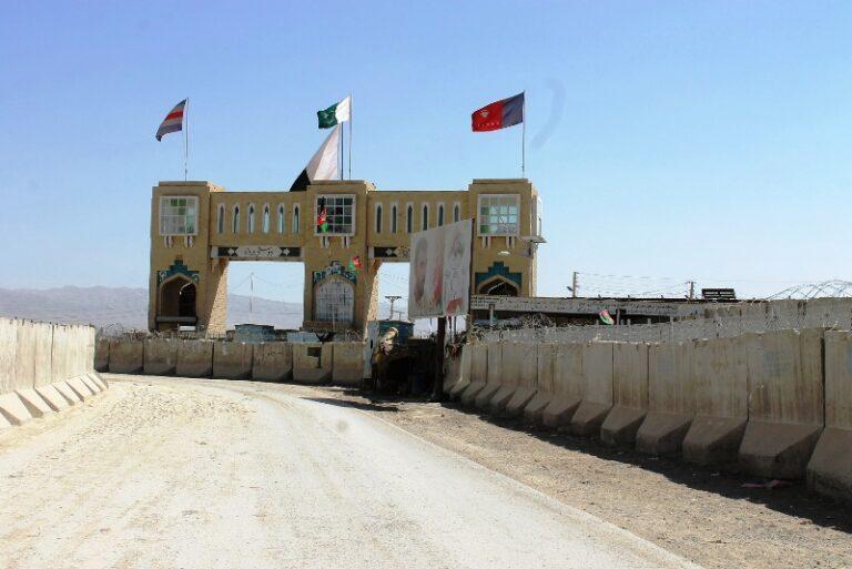 Policeman among 4 dead in Kandahar suicide bombing