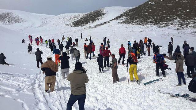 مسابقه اسکی دختران در بامیان برگزار شد