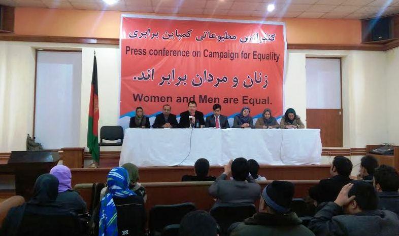 “به دوسيه هاى عاملان خشونت عليه زنان رسيدگى نمى شود”