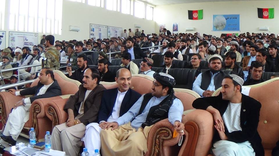 زابل کې د بادام ګل مشاعره وشوه