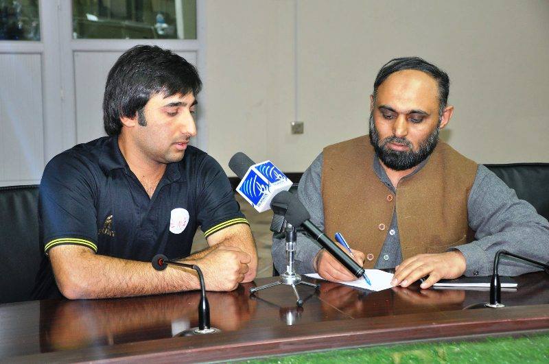 National squad staying aloof from politics, says Stanikzai