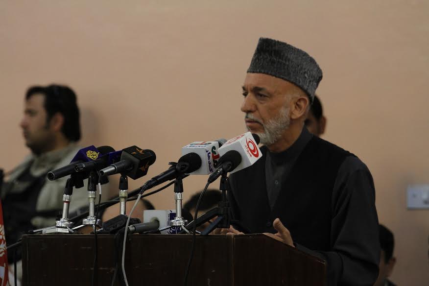 Karzai urges Kandahar youth to support govt