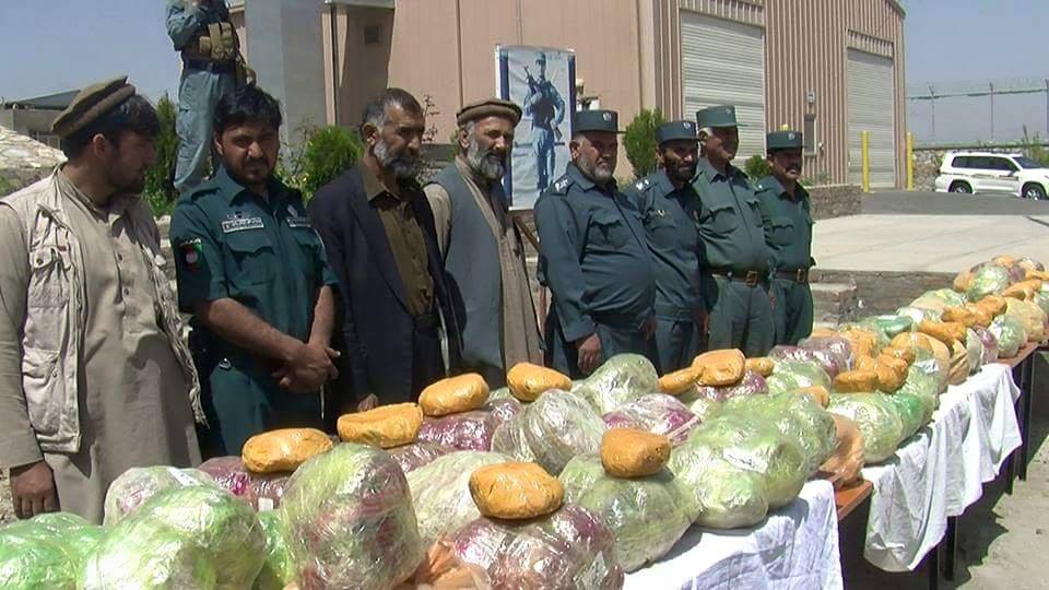 3 smugglers held with 700 kg drugs