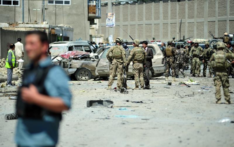 حمله انتحارى، سرميدان هوايى، کابل