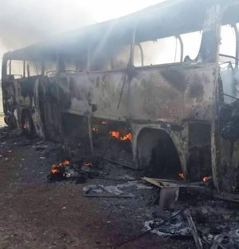 حادثۀ ترافيکى در غزنى ٥٢ کشته و ٧٣ زخمى برجا گذاشت