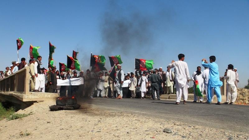 Kabul-Parwan highway closed in protest against NDS raid