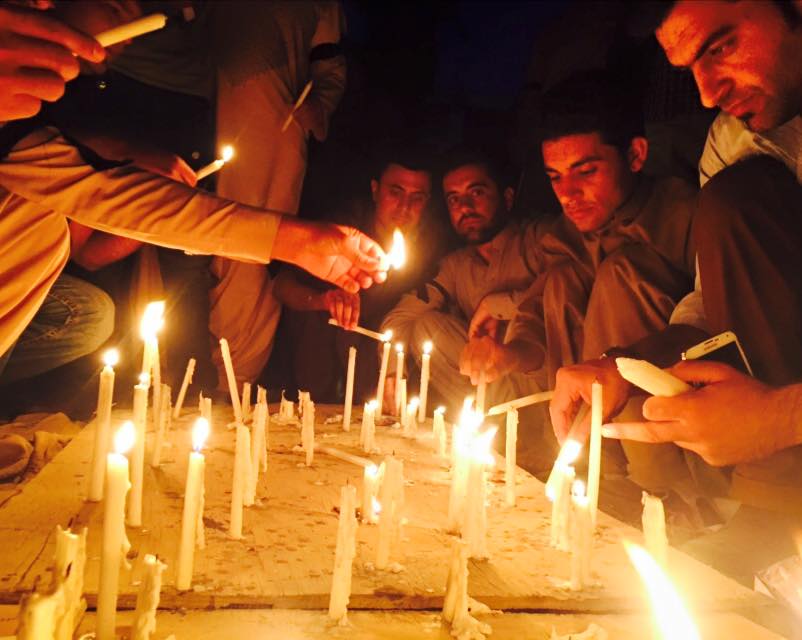 Scores mourn blast victims at Kabul candlelight vigil