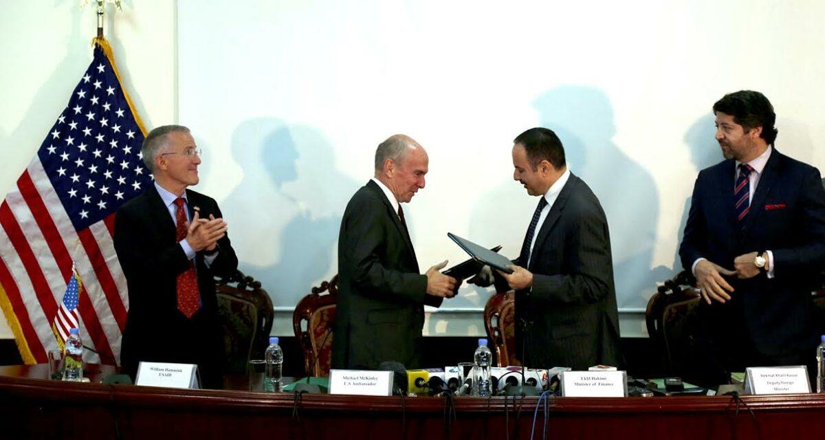 US provides Afghanistan $800m in budget assistance