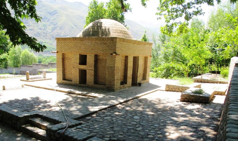 In Badakhshan, strongmen plundering historical sites
