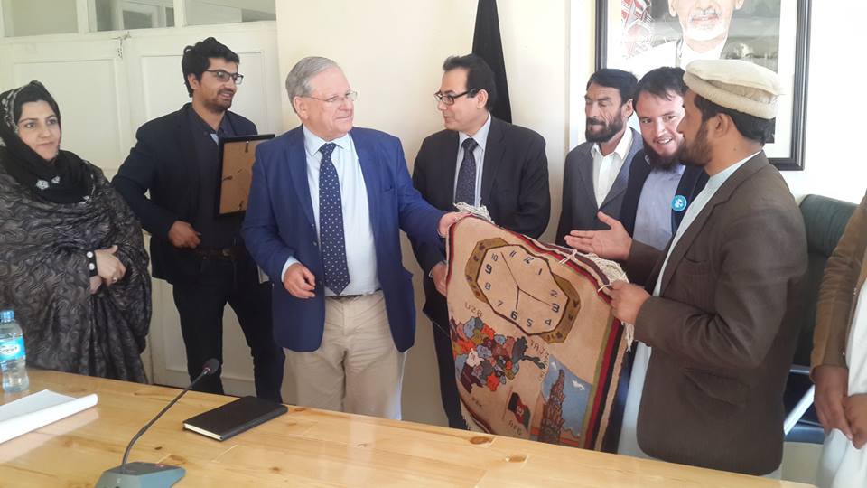 ﻣﻠﻞ ﻣﺘﺤﺪ: “پاکستان را وادار به همکارى صلح با افغانستان می نماييم”