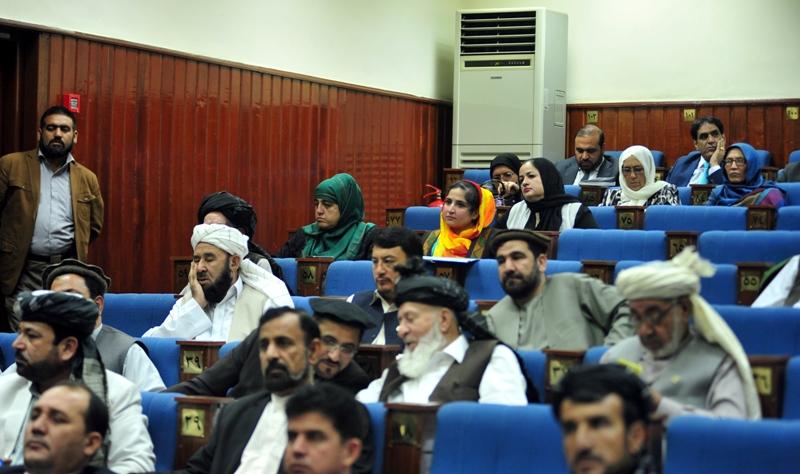 Senators ask govt to appoint Kabul mayor soon