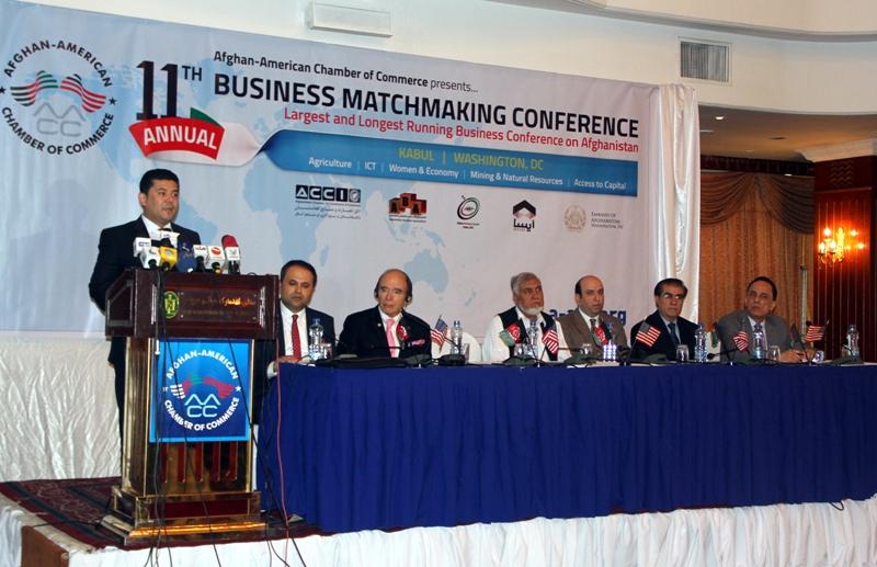 “پايگاه هاى امريکا در افغانستان به بازارهاى تجارتى مبدل مى¬شود”