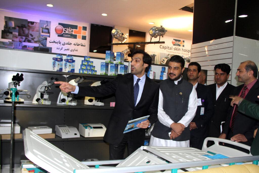 نمايشگاه طبى با حضور سرمايه گذاران هندى در کابل گشايش يافت