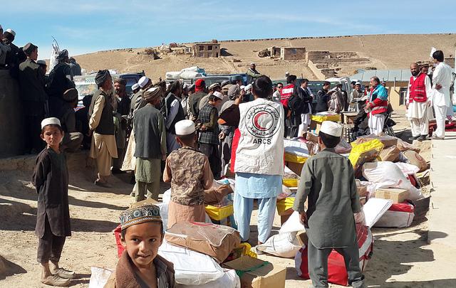 Egypt provides humanitarian aid to needy Afghans