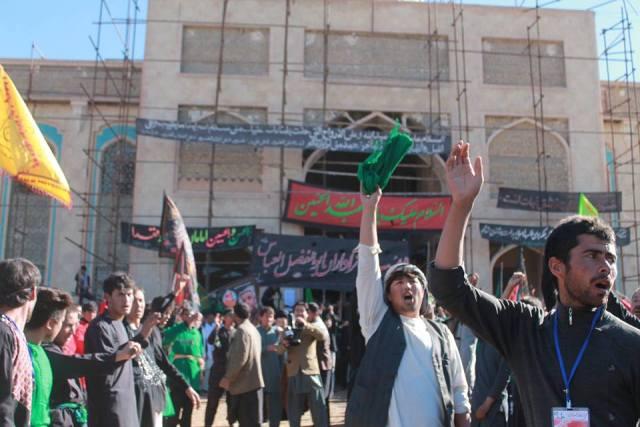 ده ها تن در سرپل خون اهدا کردند