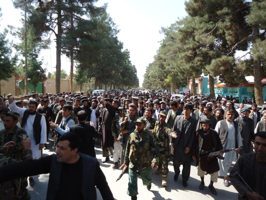 Hundreds rally against Taliban, Pakistan in Maimana