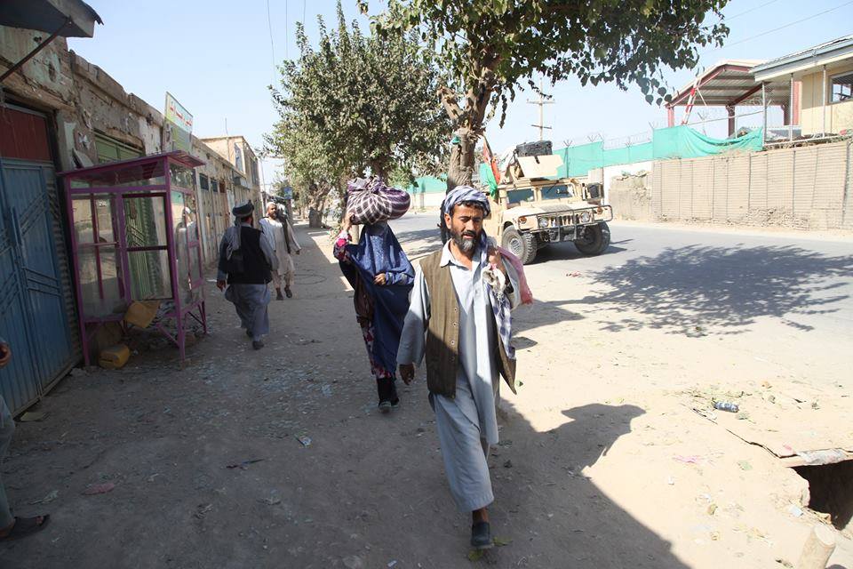 Some doctors flee, others hiding in Kunduz