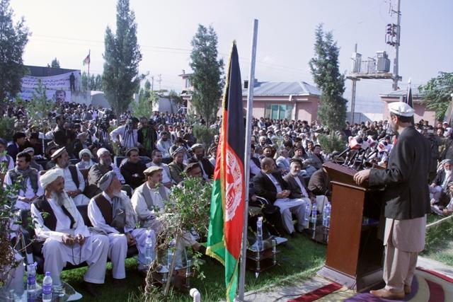 “امان الله گذر باید از وظیفۀ جدیدش انصراف دهد”